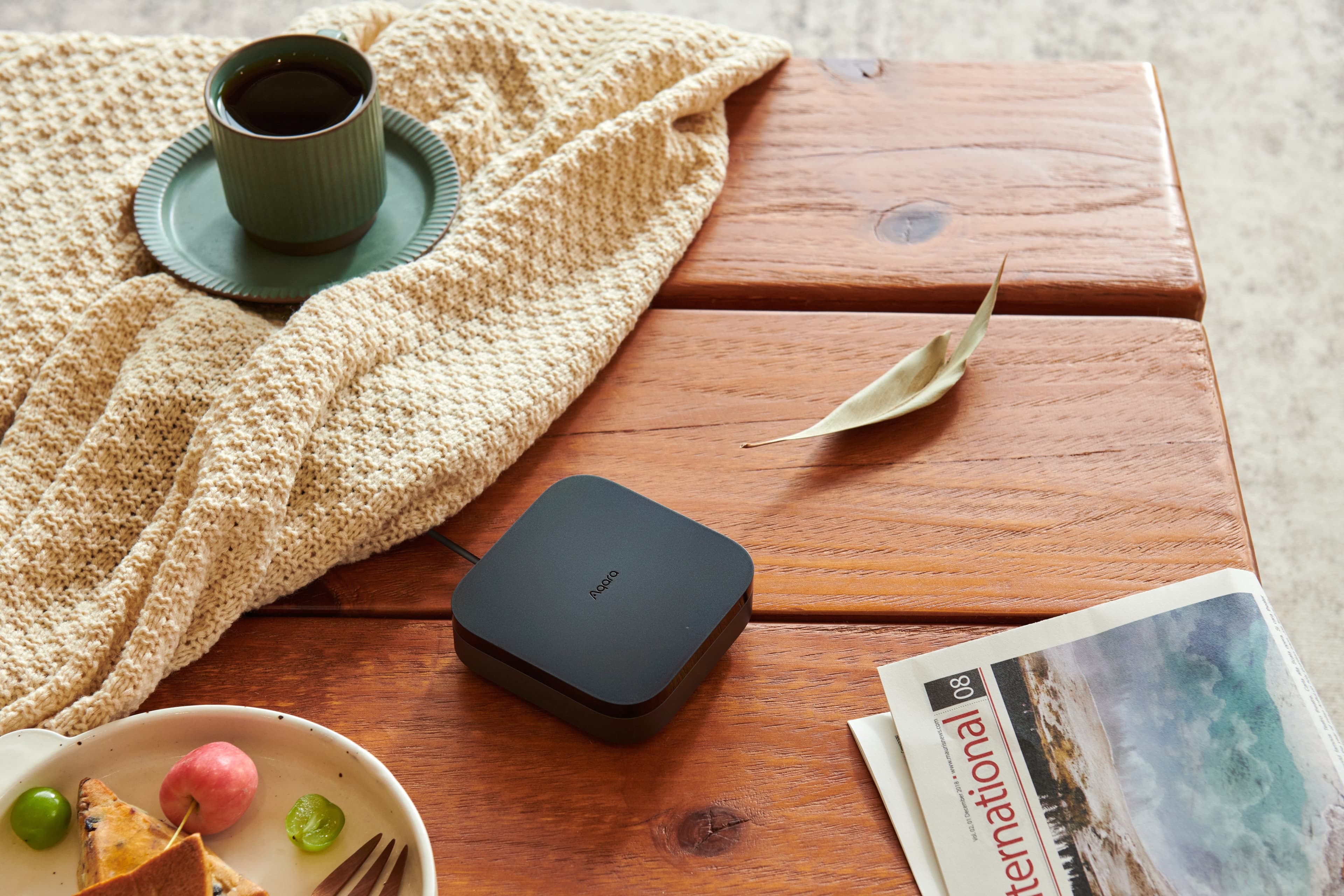 Aqara Hub M3 Smart Home Automation Hub — detail 1